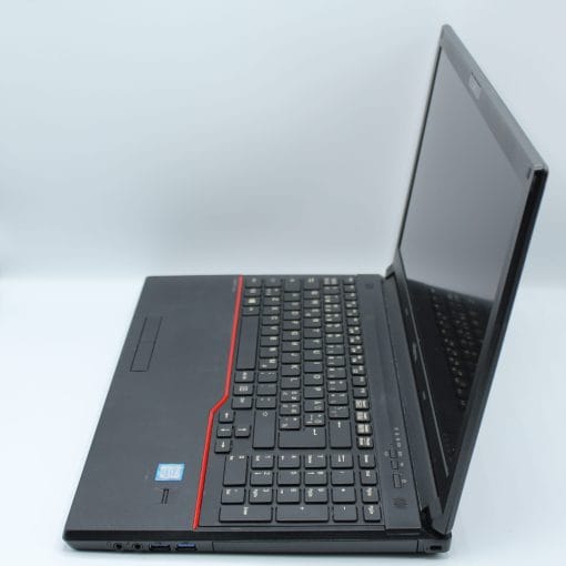 Fujitsu LifeBook E556 i5-6200U/16GB/256GB/uusi akku kannettava tietokone - Image 3