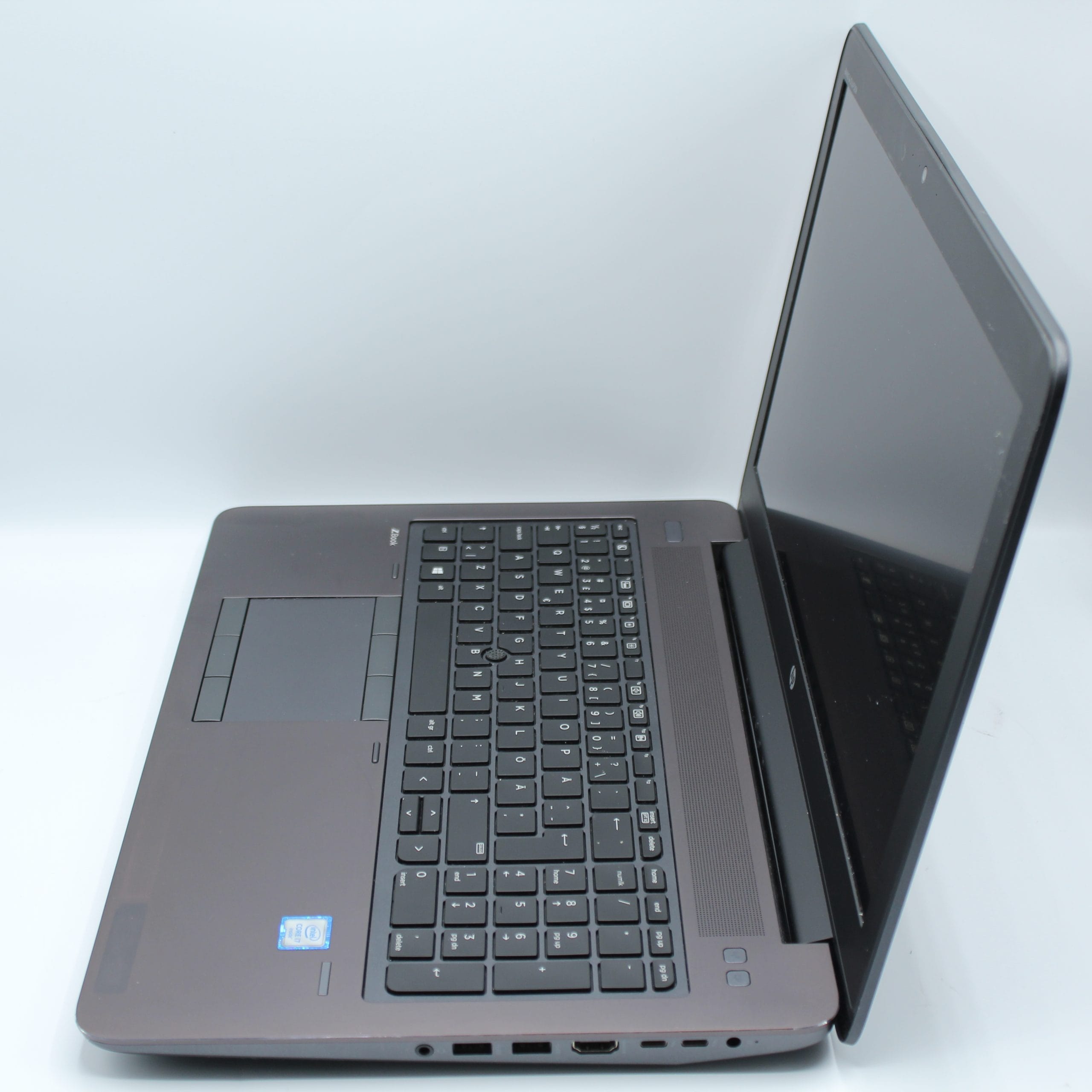 HP ZBook 15 G3 i7-6700HQ/M1000M/32GB/1TB/uusi akku kannettava tietokone - Image 3
