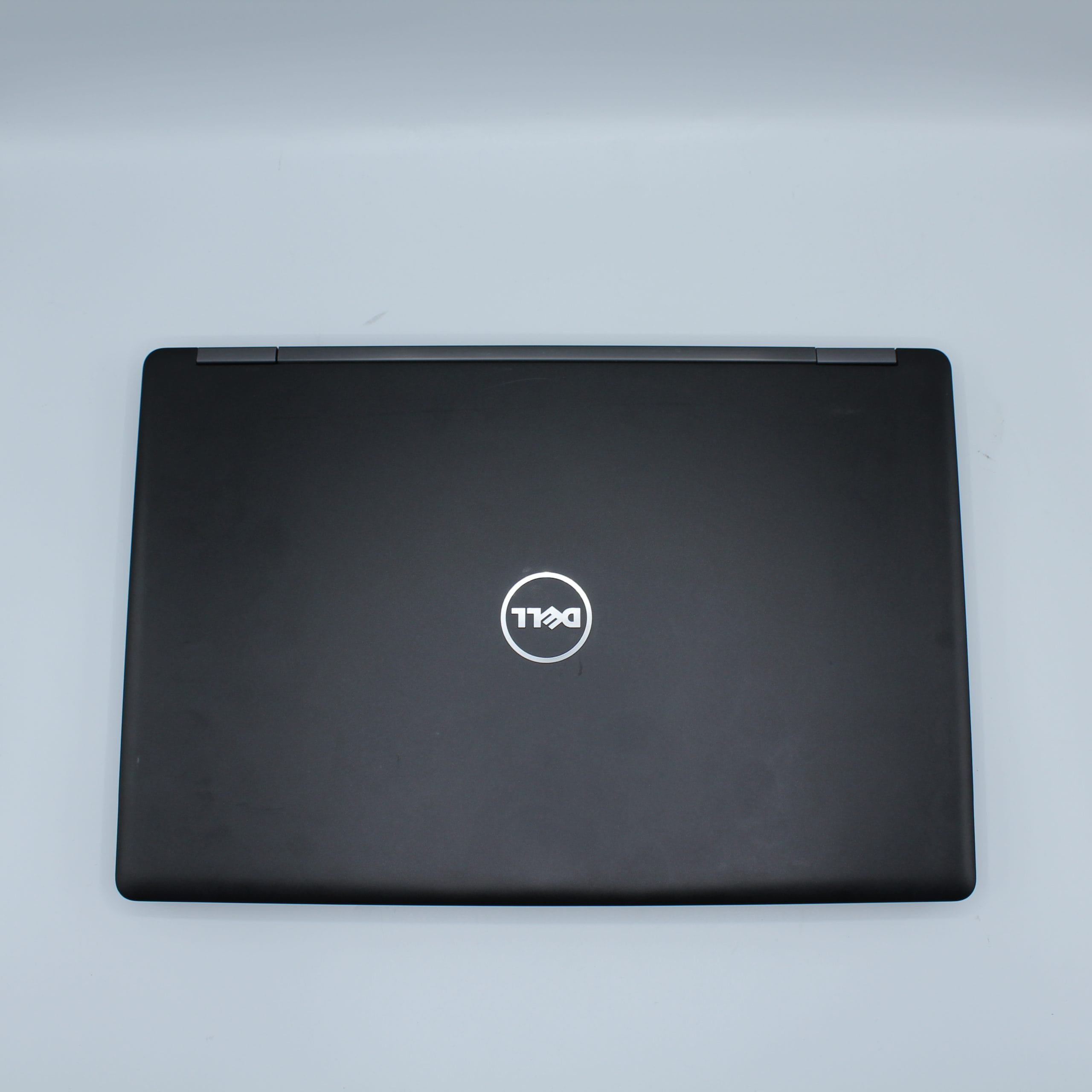 Dell Precision 3520 i5-7440HQ/16GB/512GB/uusi akku kannettava tietokone - Image 4