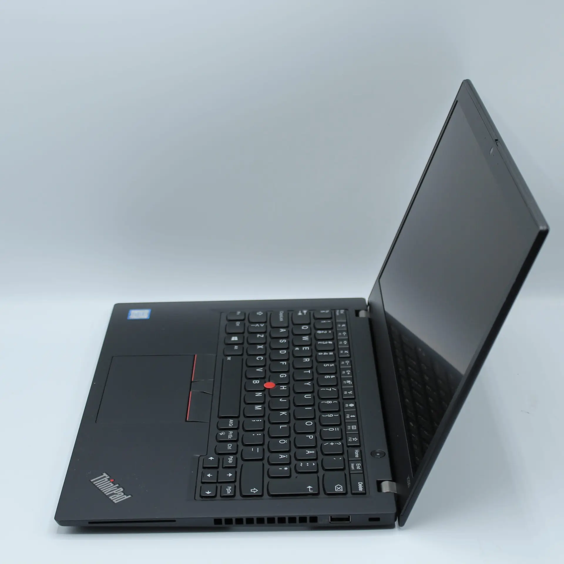 Lenovo ThinkPad X390 - Image 3